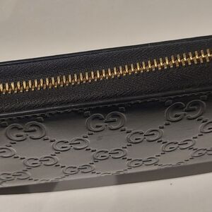 Gucci Black Key & Card Holder with Gold Zipper